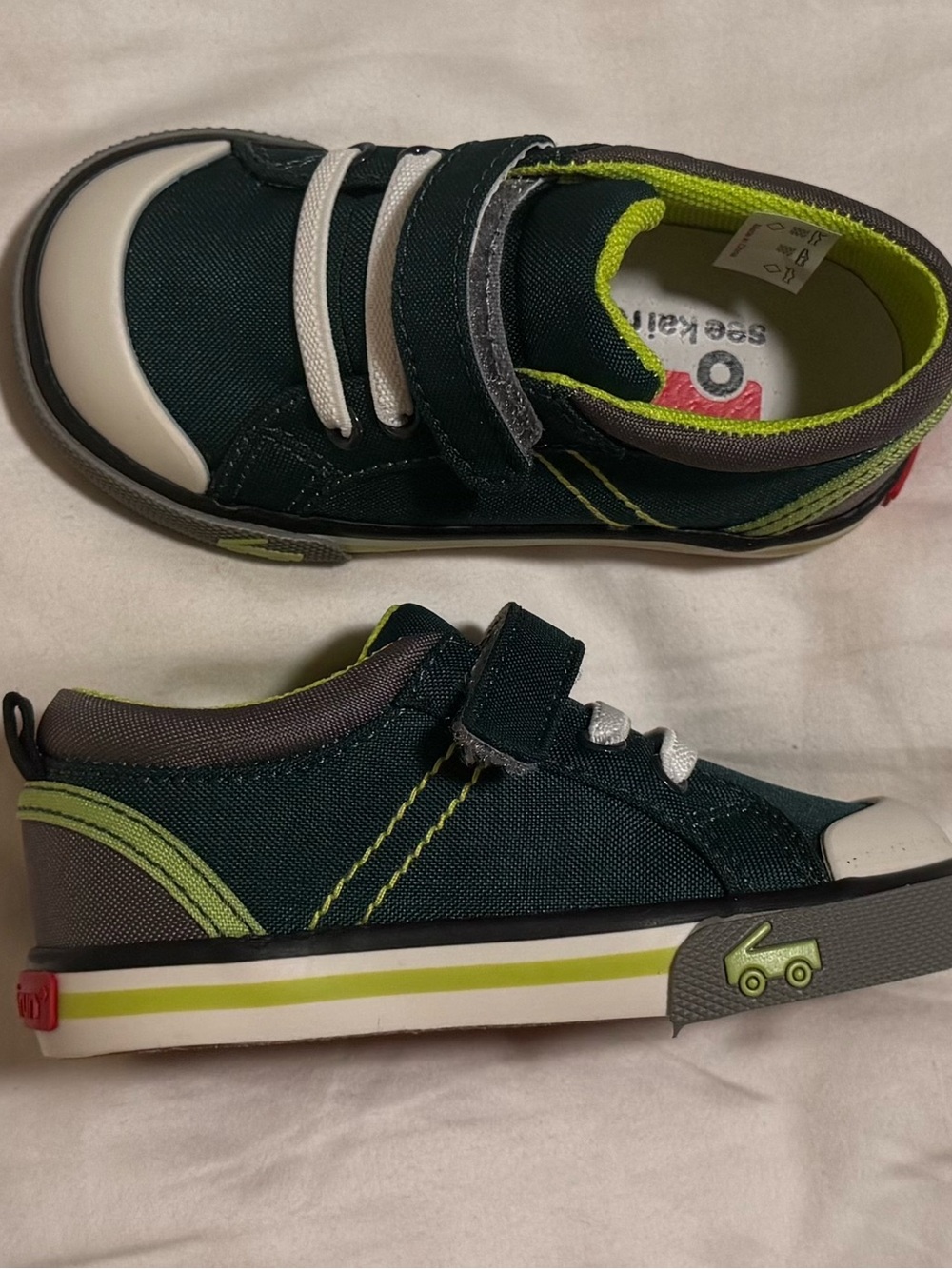 See Kai Run Dark Green & Lime Kids Low-Top Sneakers